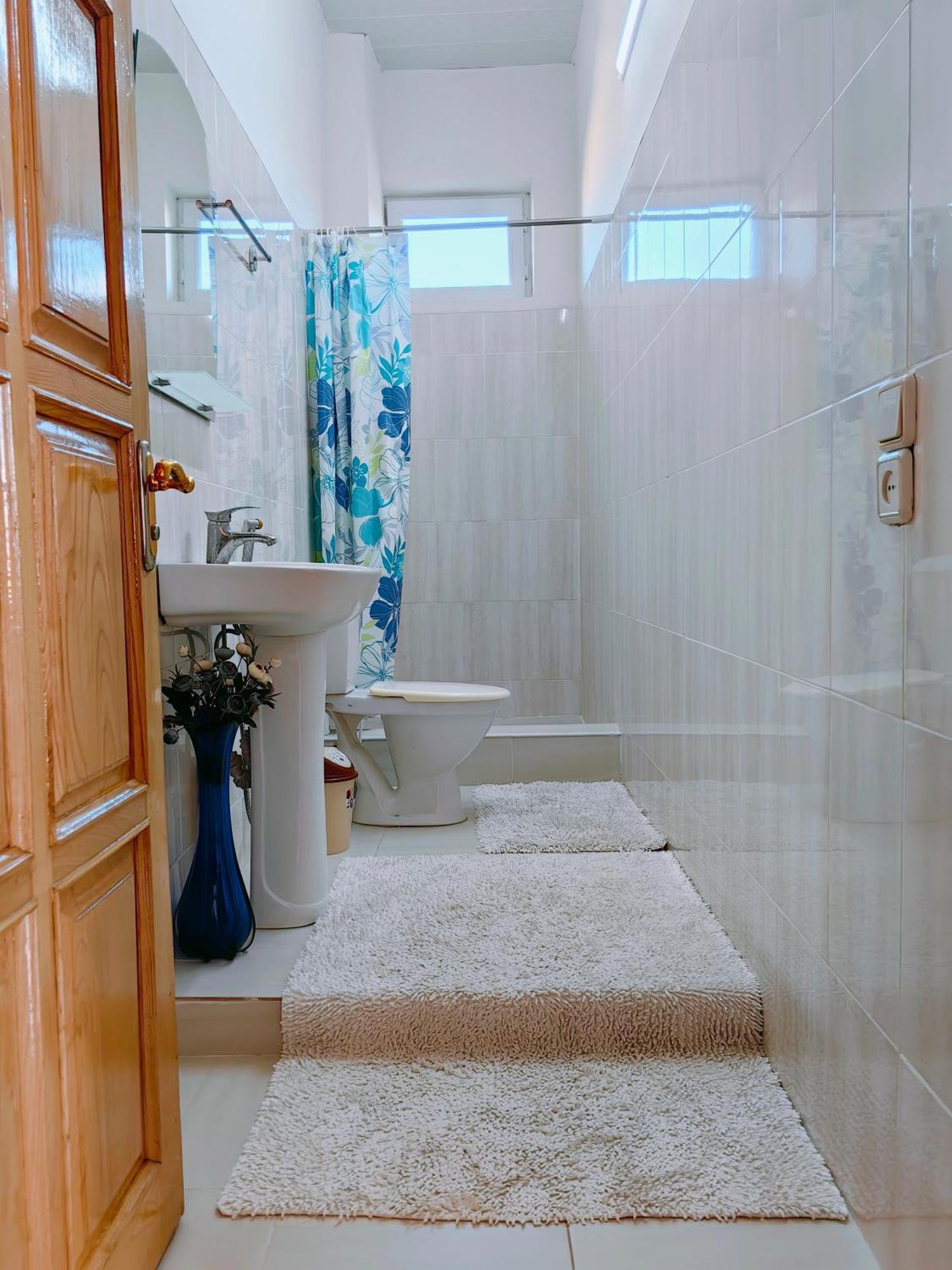 Guest House Metreveli Street 19 Khashuri Εξωτερικό φωτογραφία