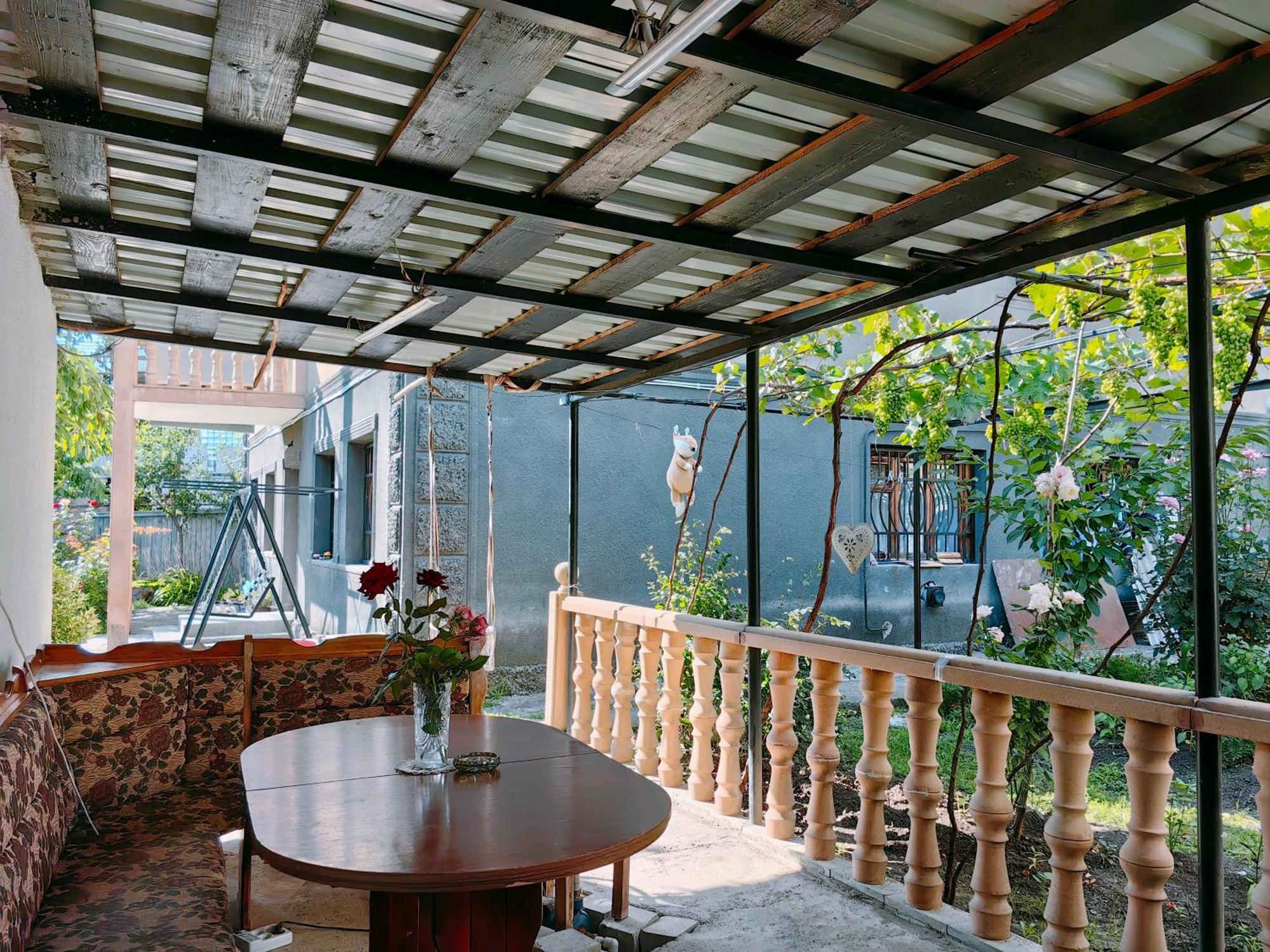 Guest House Metreveli Street 19 Khashuri Εξωτερικό φωτογραφία