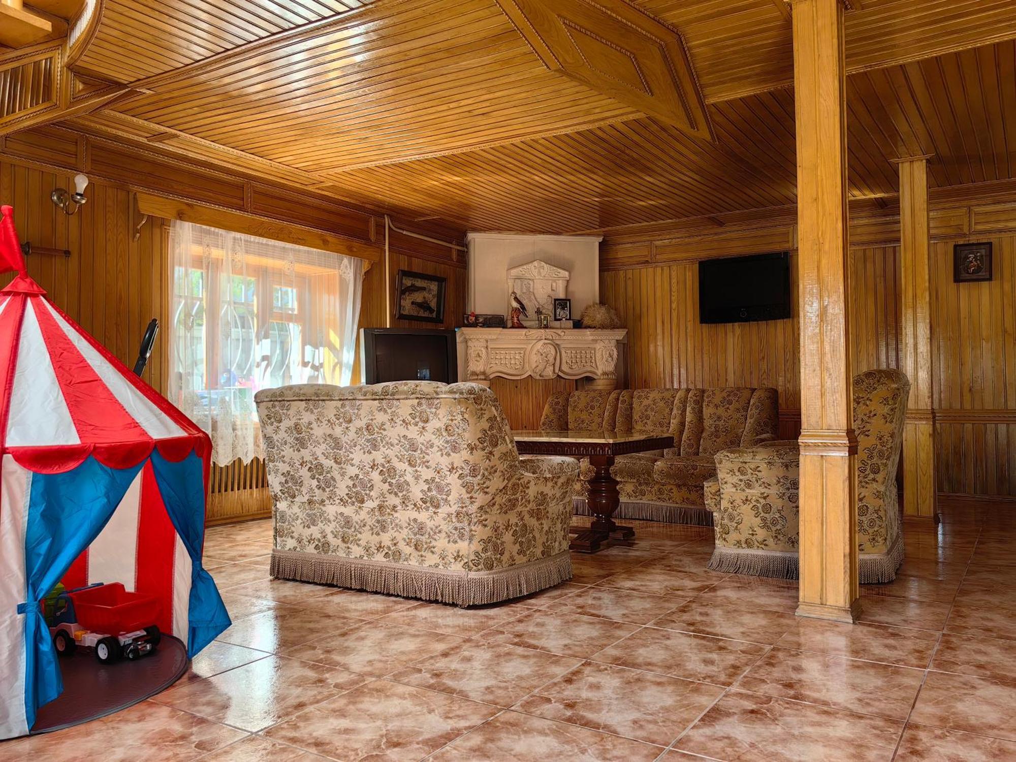 Guest House Metreveli Street 19 Khashuri Εξωτερικό φωτογραφία